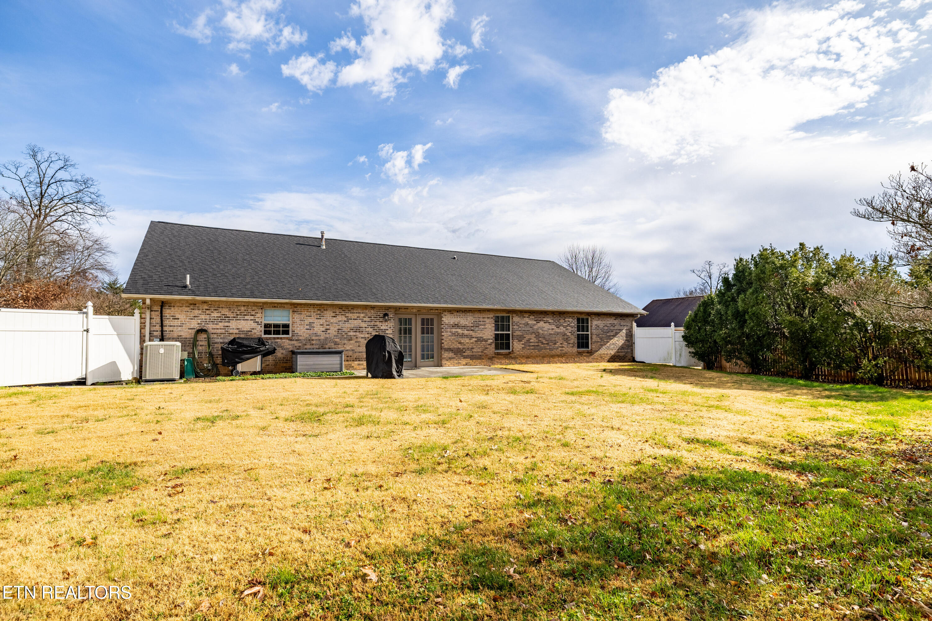 1213 N North Wingate Way