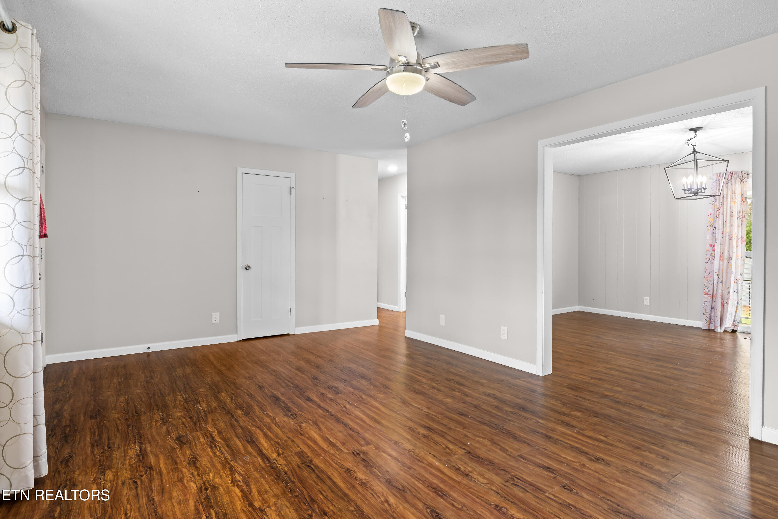 2905 Pleasant View Ave