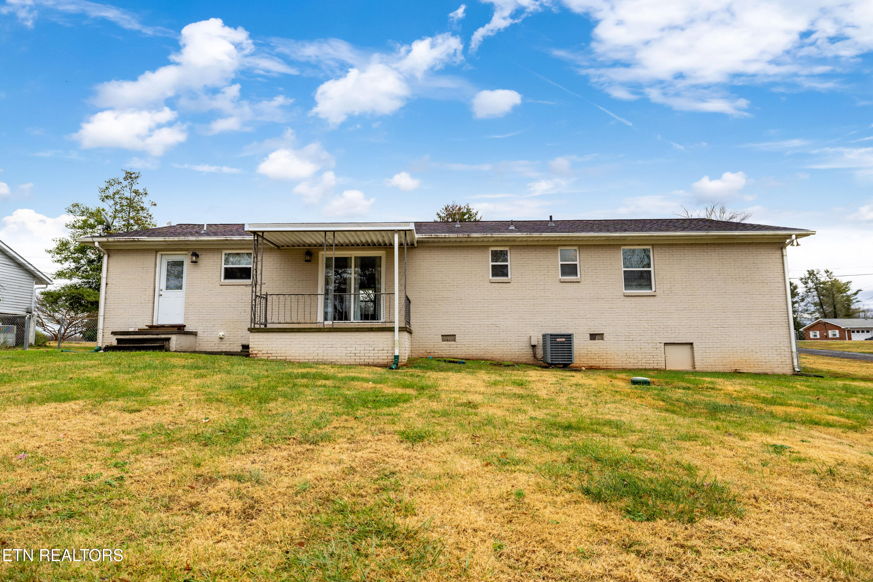 2905 Pleasant View Ave