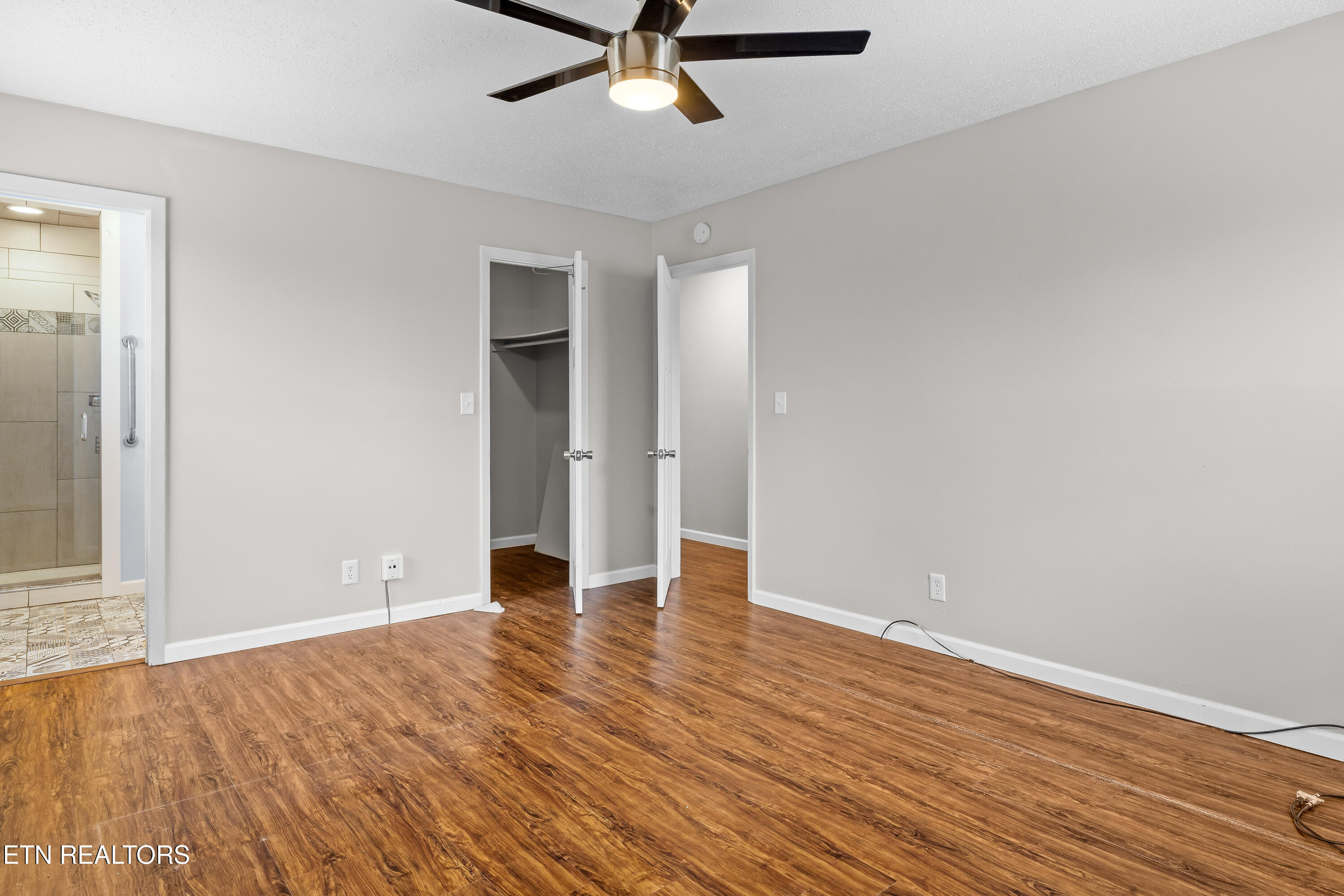 2905 Pleasant View Ave