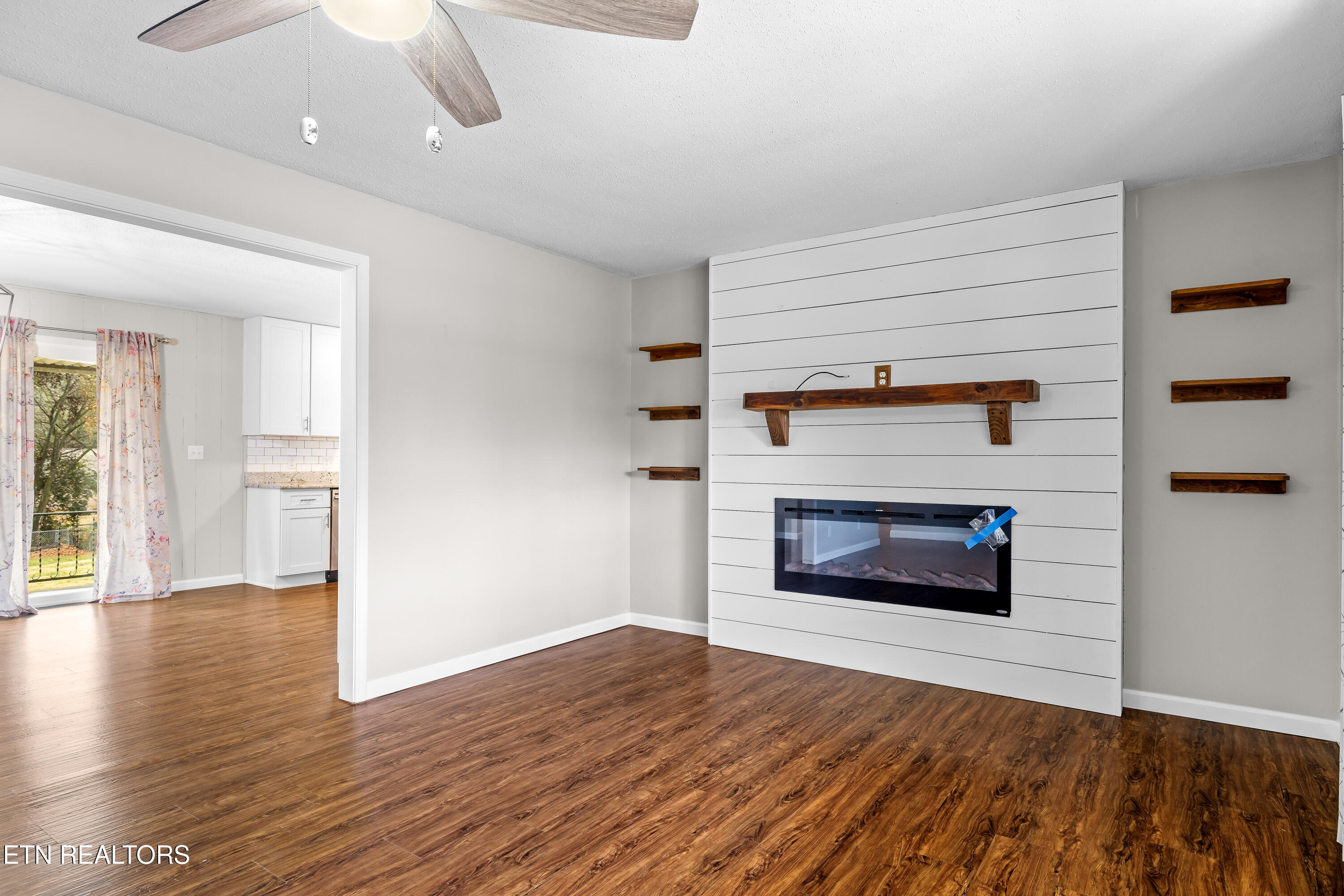 2905 Pleasant View Ave