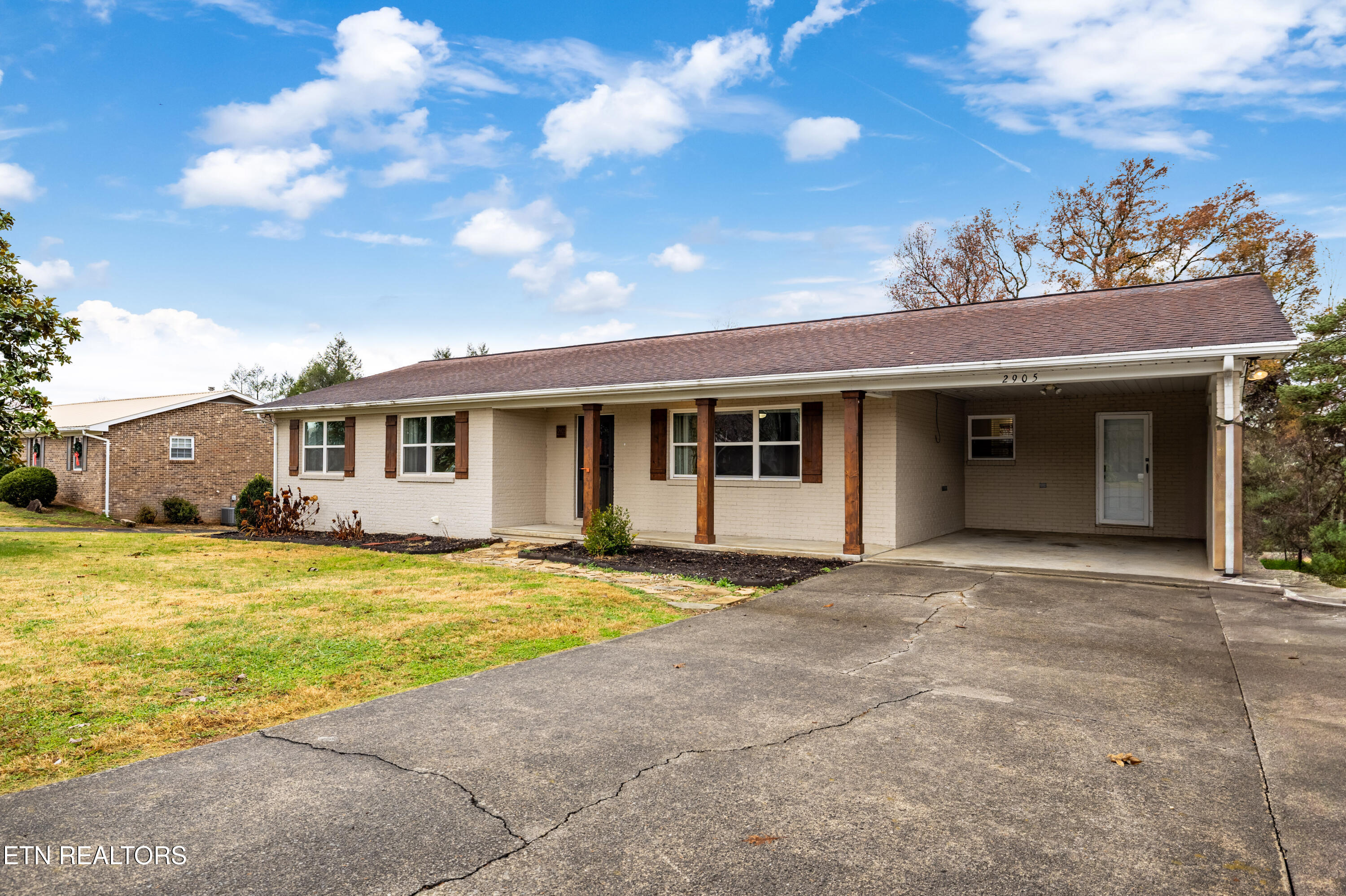 2905 Pleasant View Ave