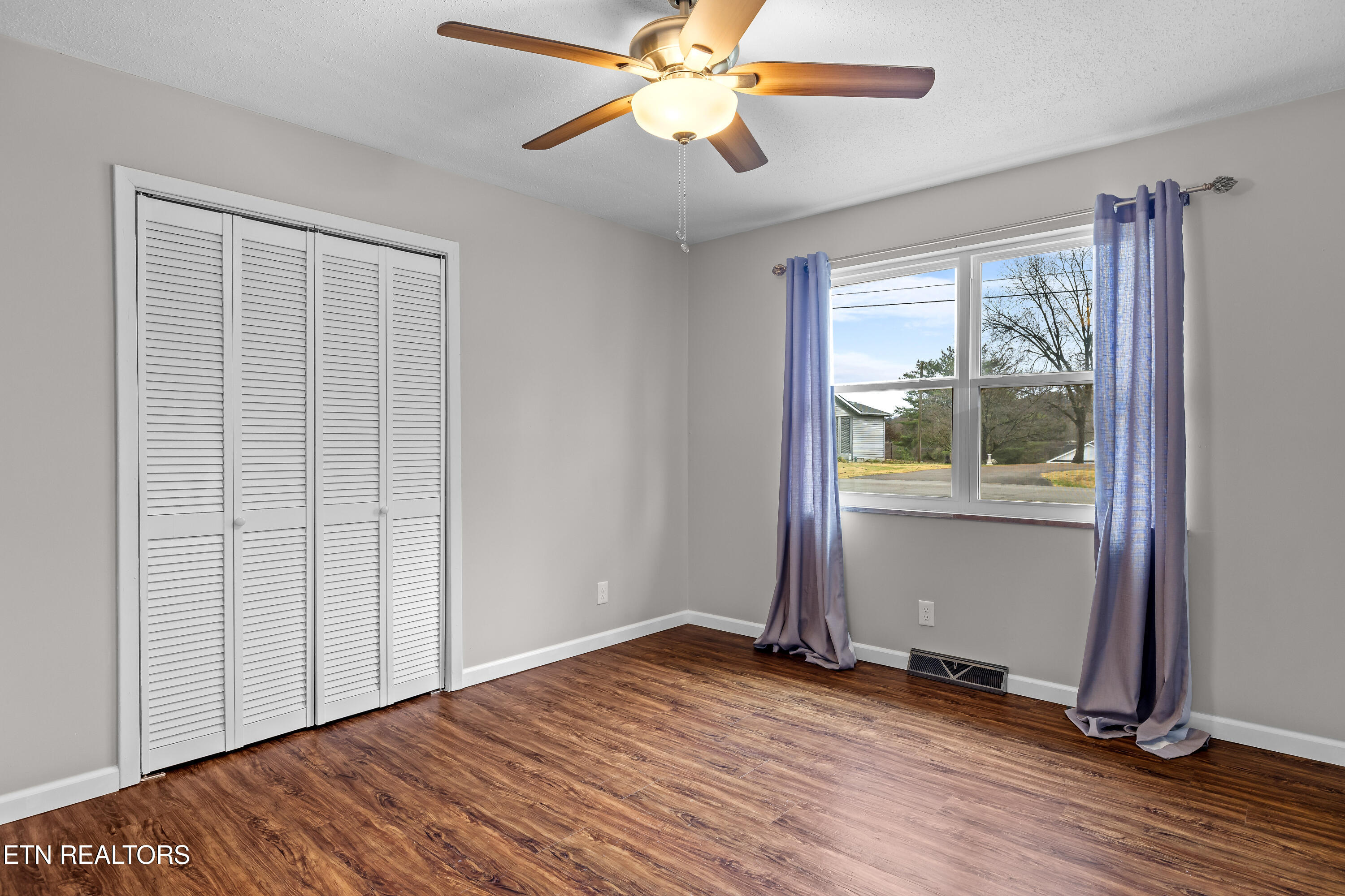 2905 Pleasant View Ave