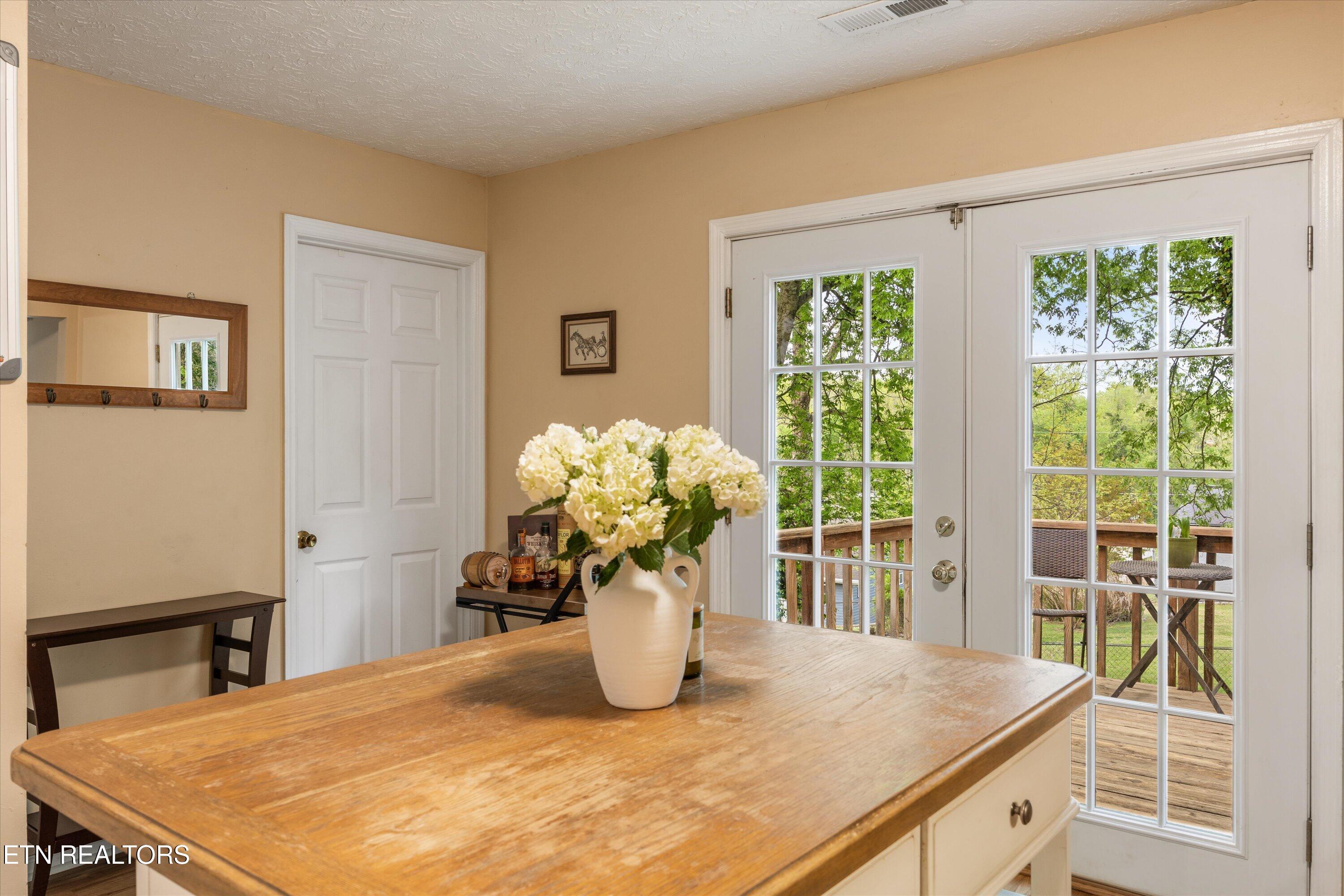 1365 Woodridge Drive