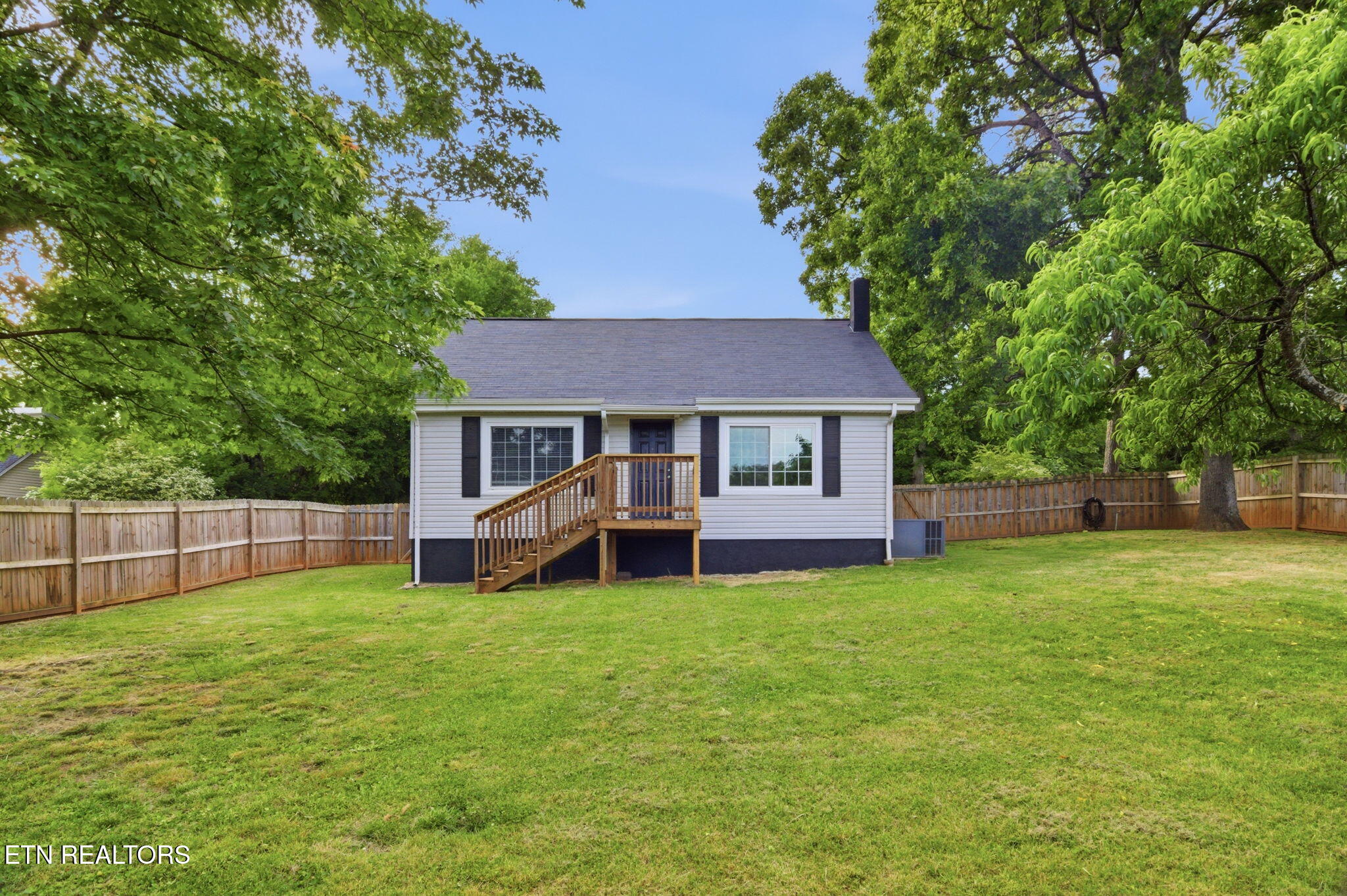 2540 Mentor Rd