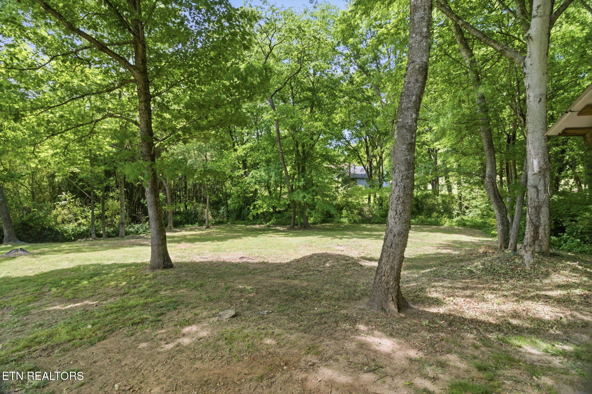2540 Mentor Rd