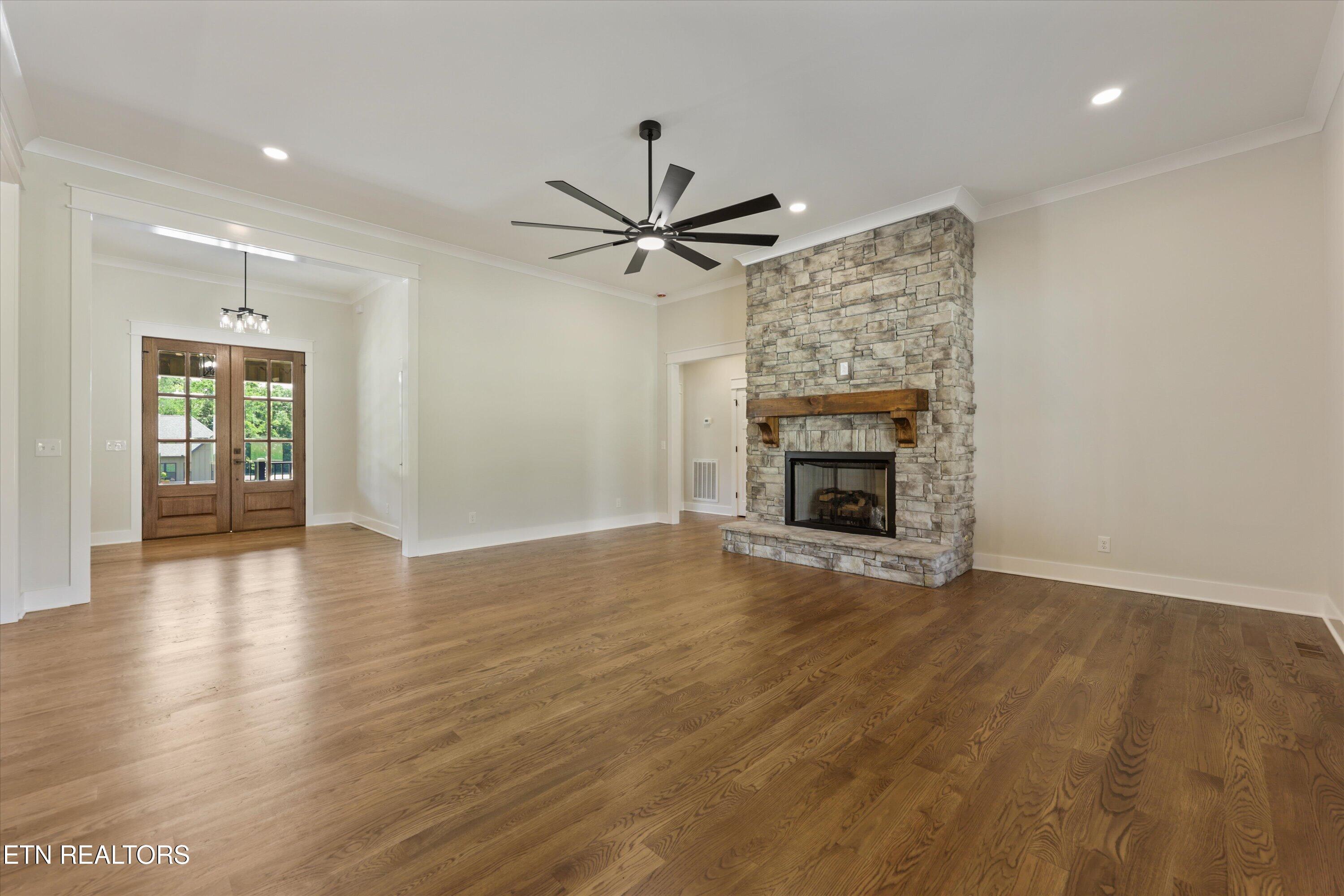 915 Sophie Drive