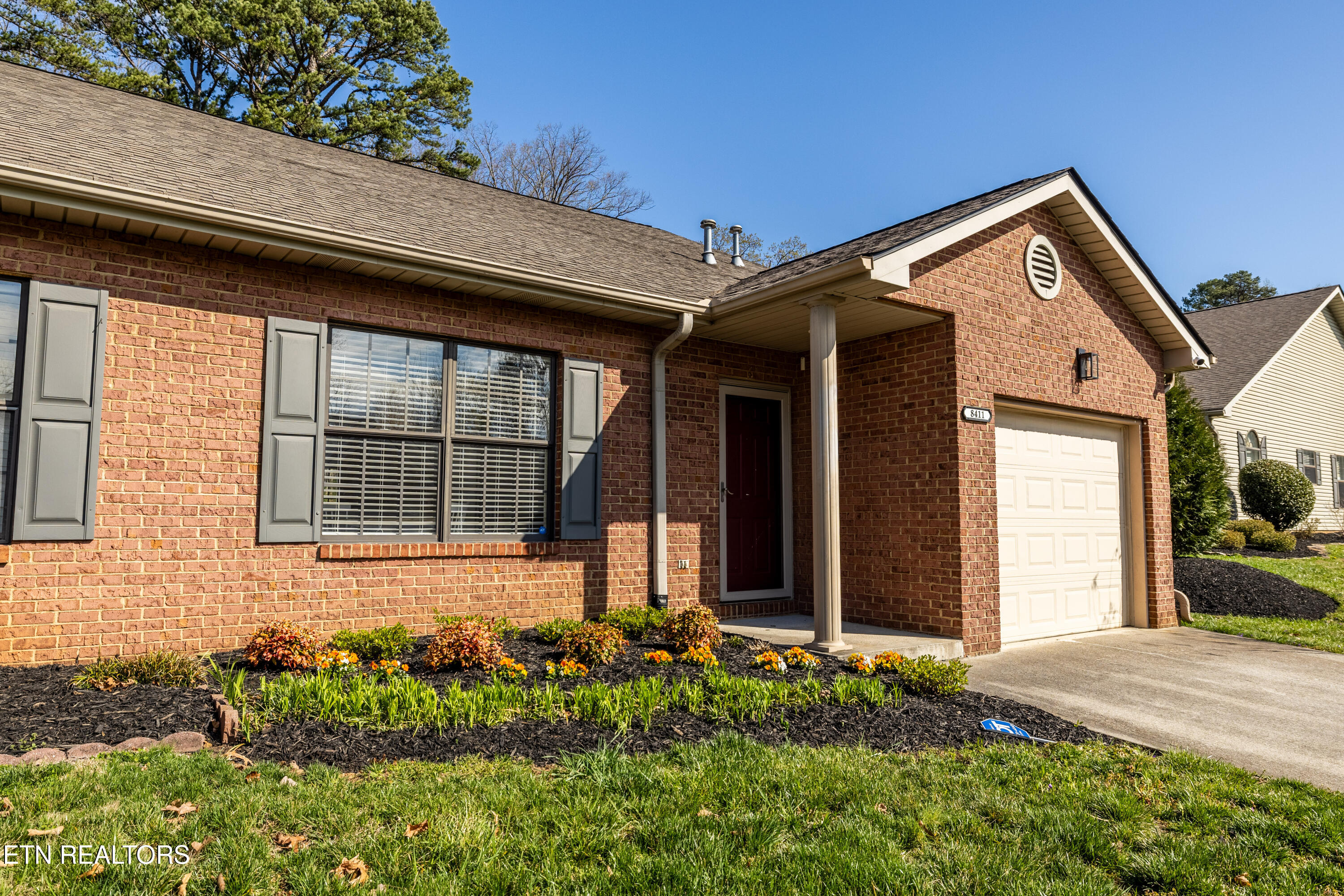 8411 Ivy Green Way
