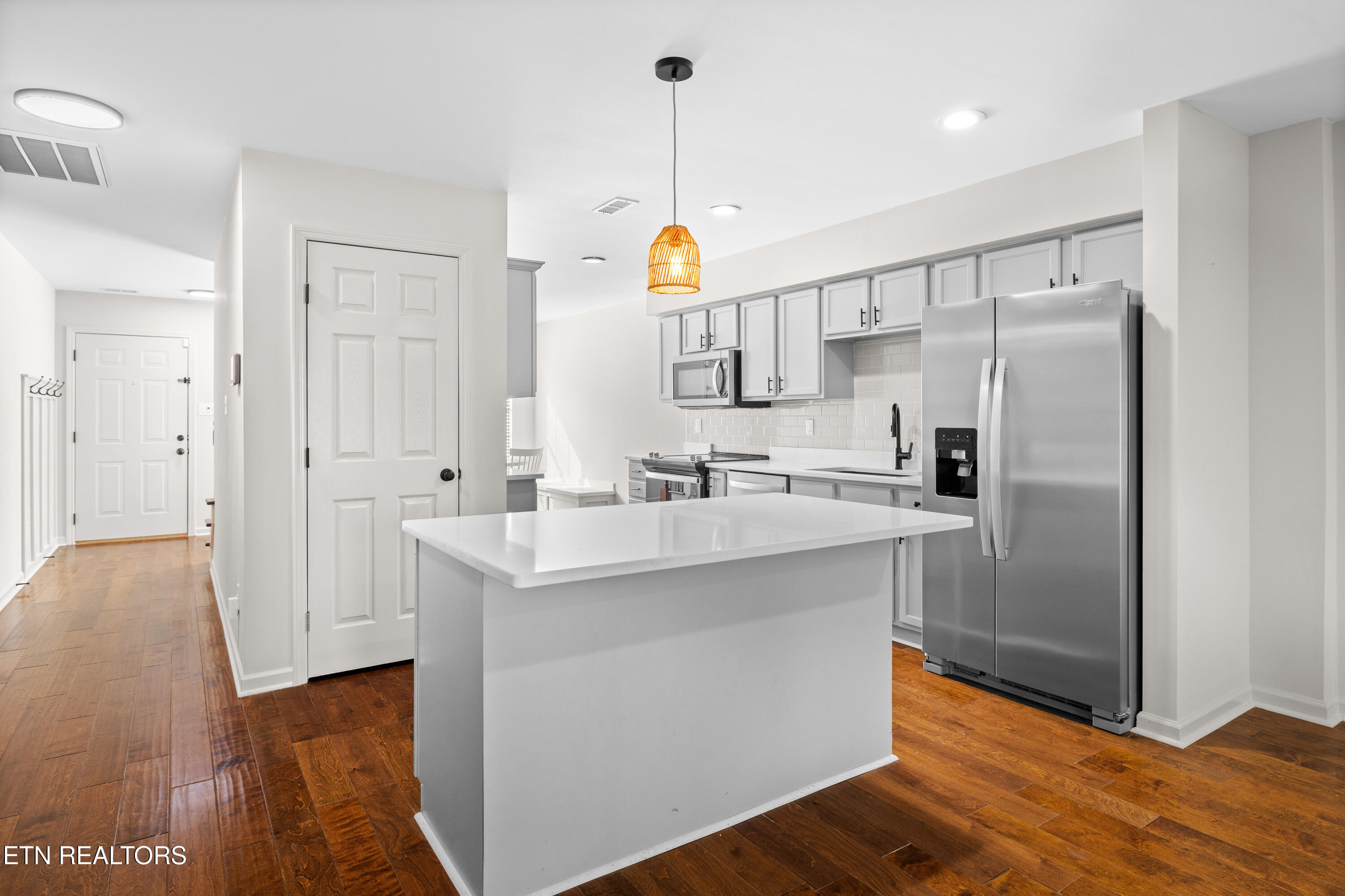 8411 Ivy Green Way