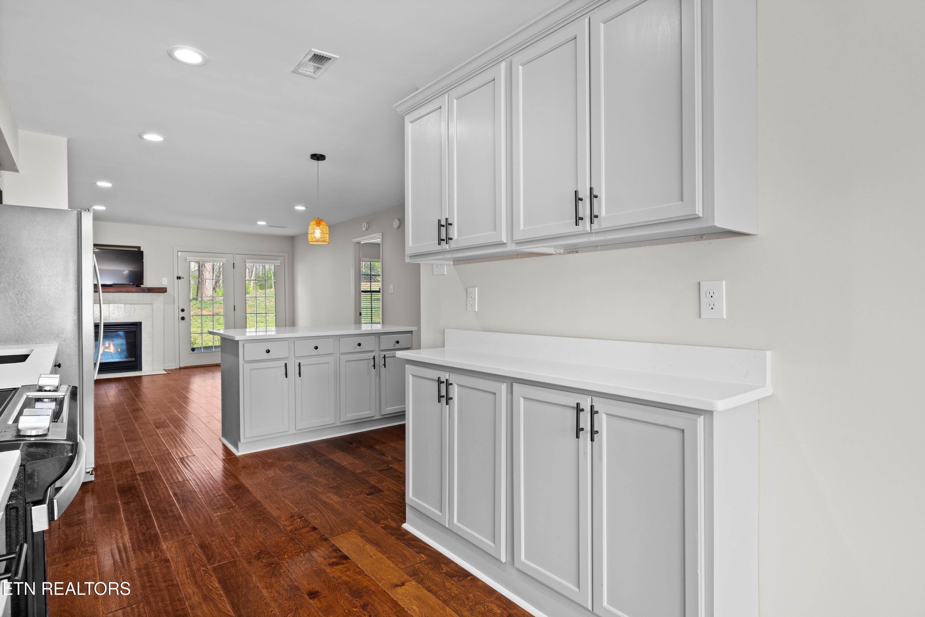8411 Ivy Green Way