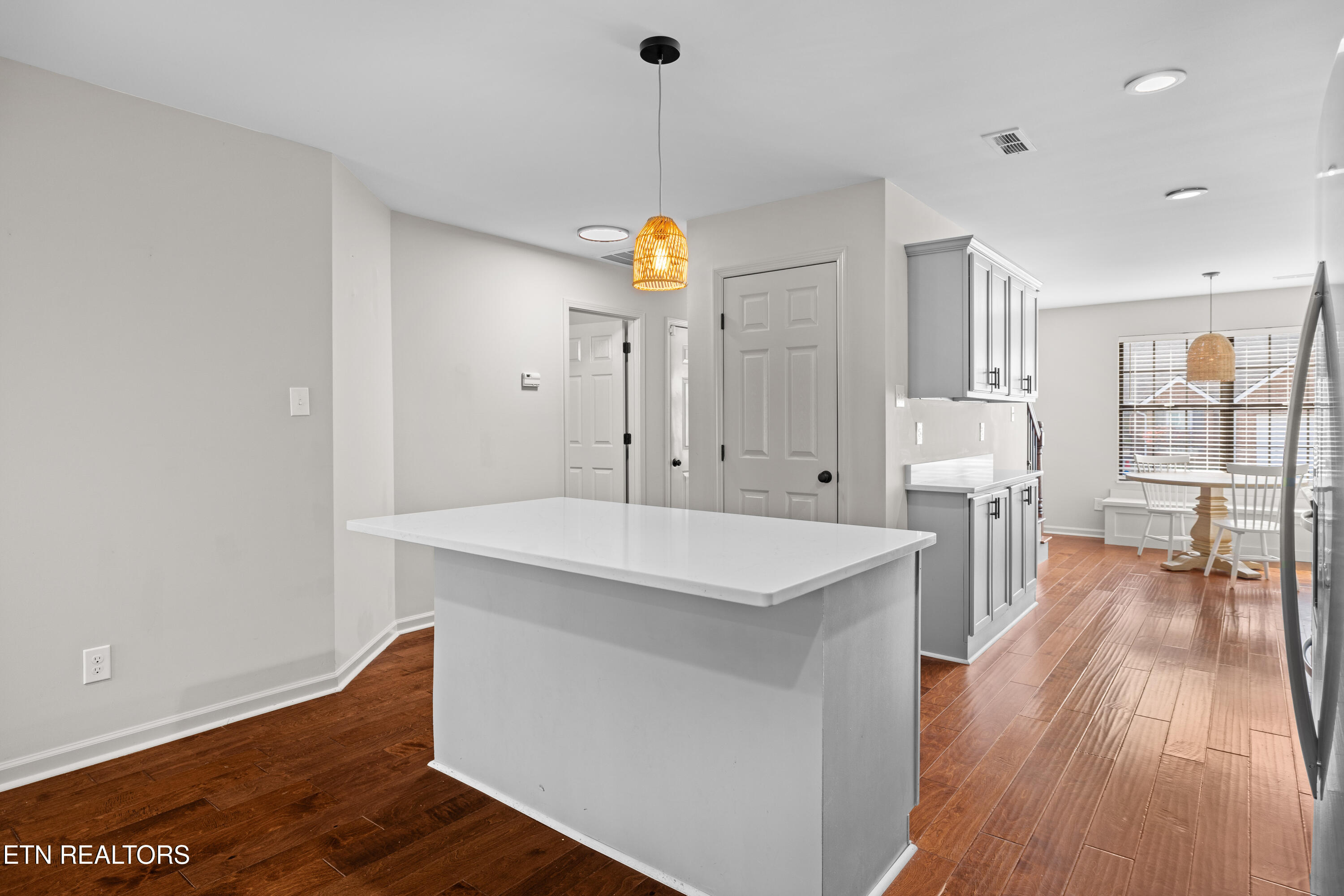 8411 Ivy Green Way