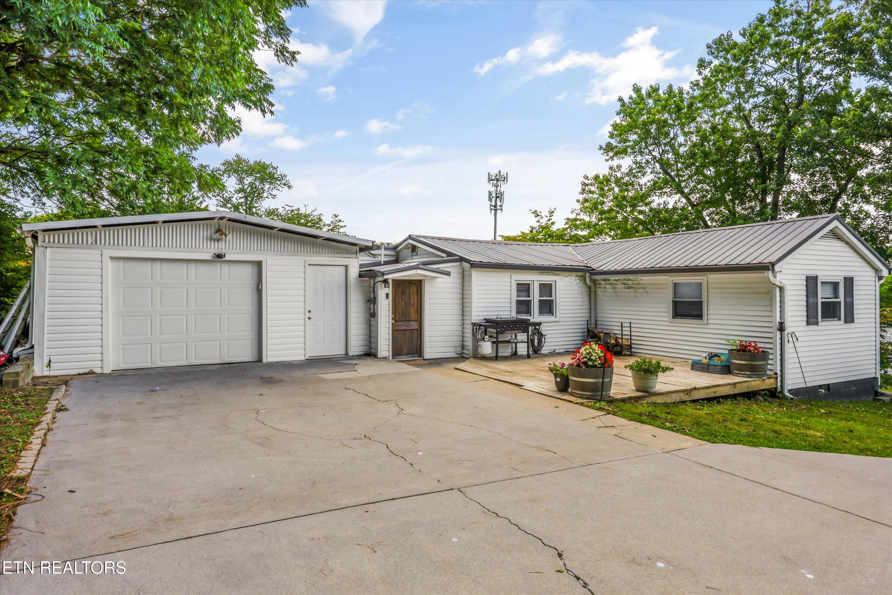 1306 Montvale Station Rd