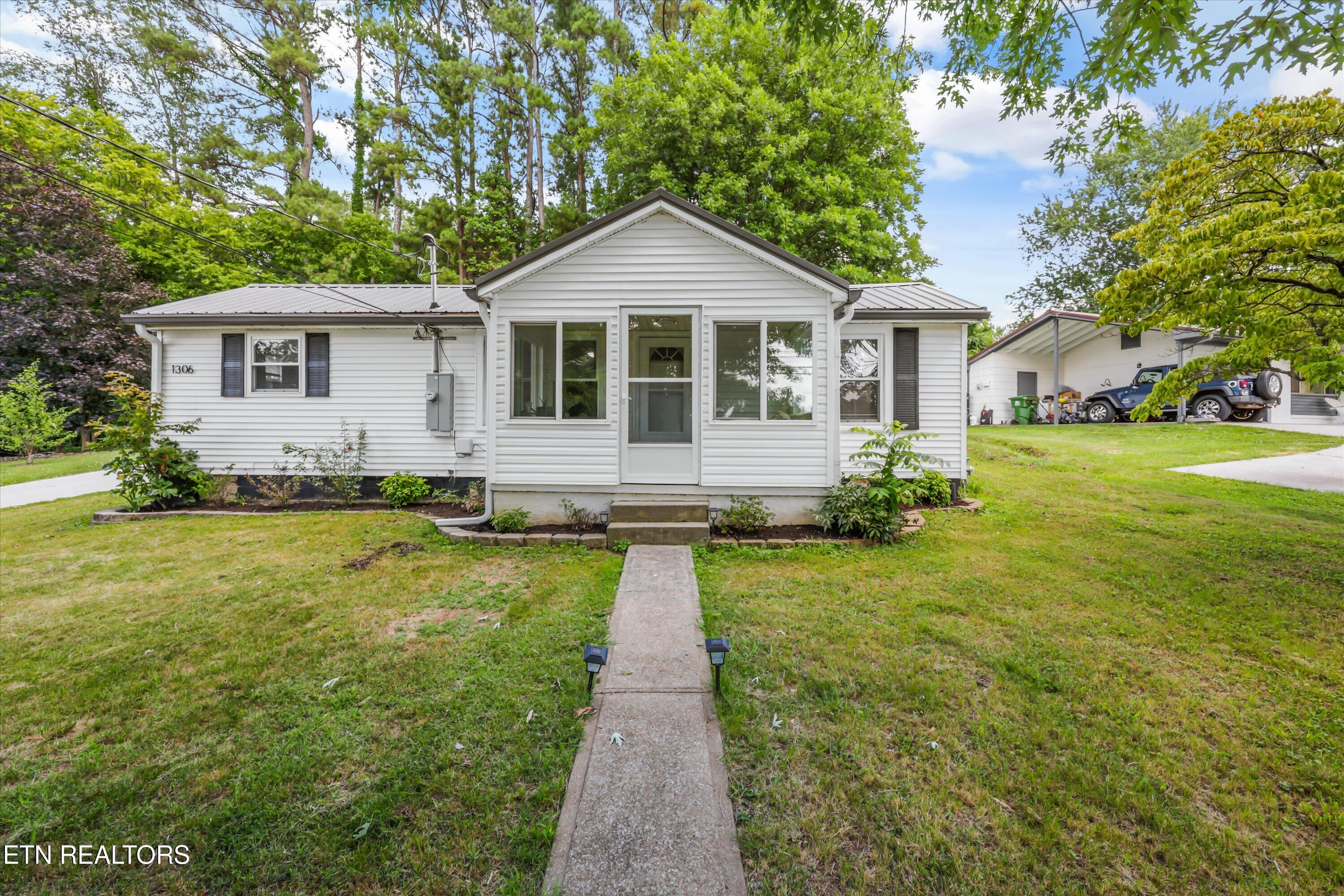 1306 Montvale Station Rd