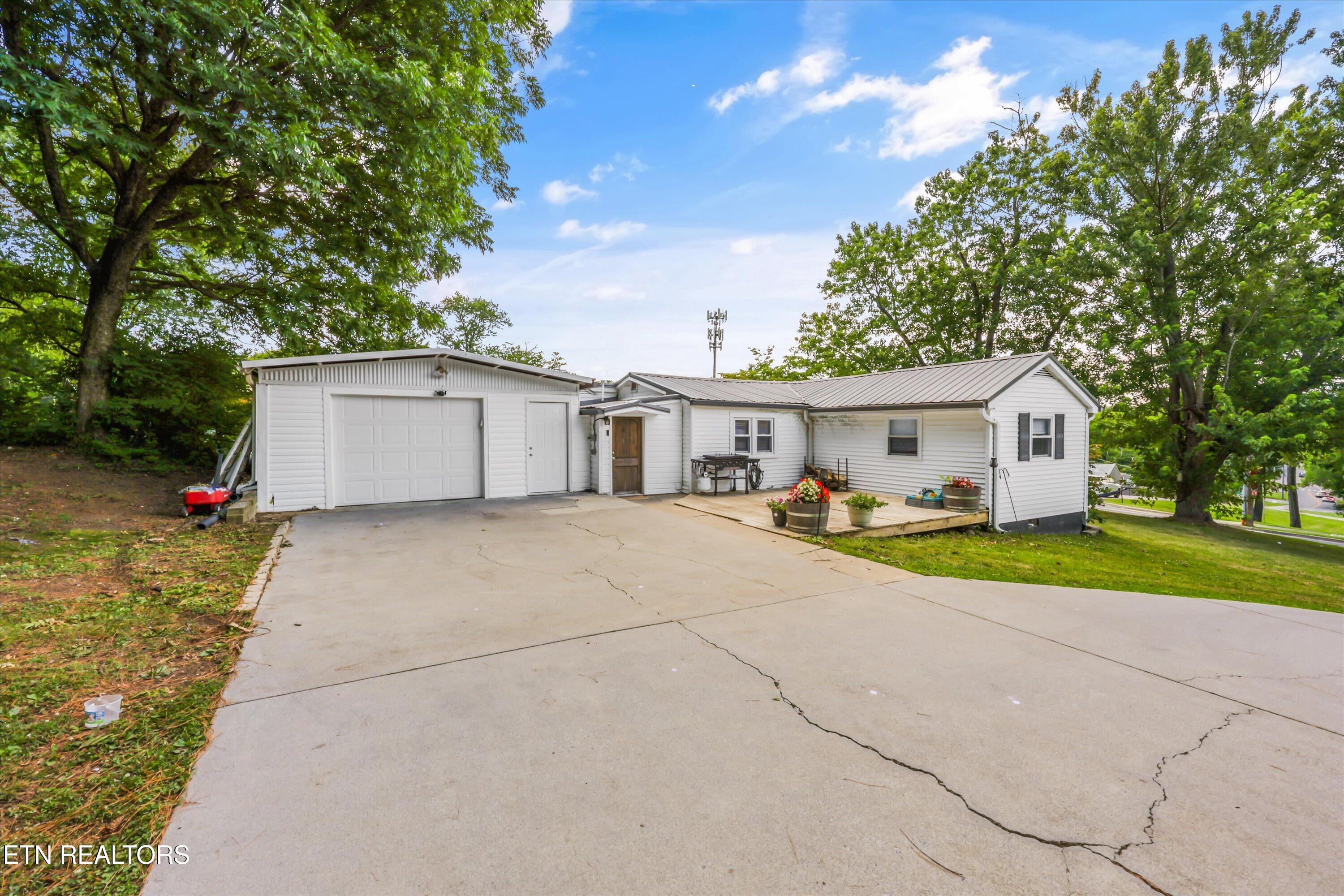 1306 Montvale Station Rd