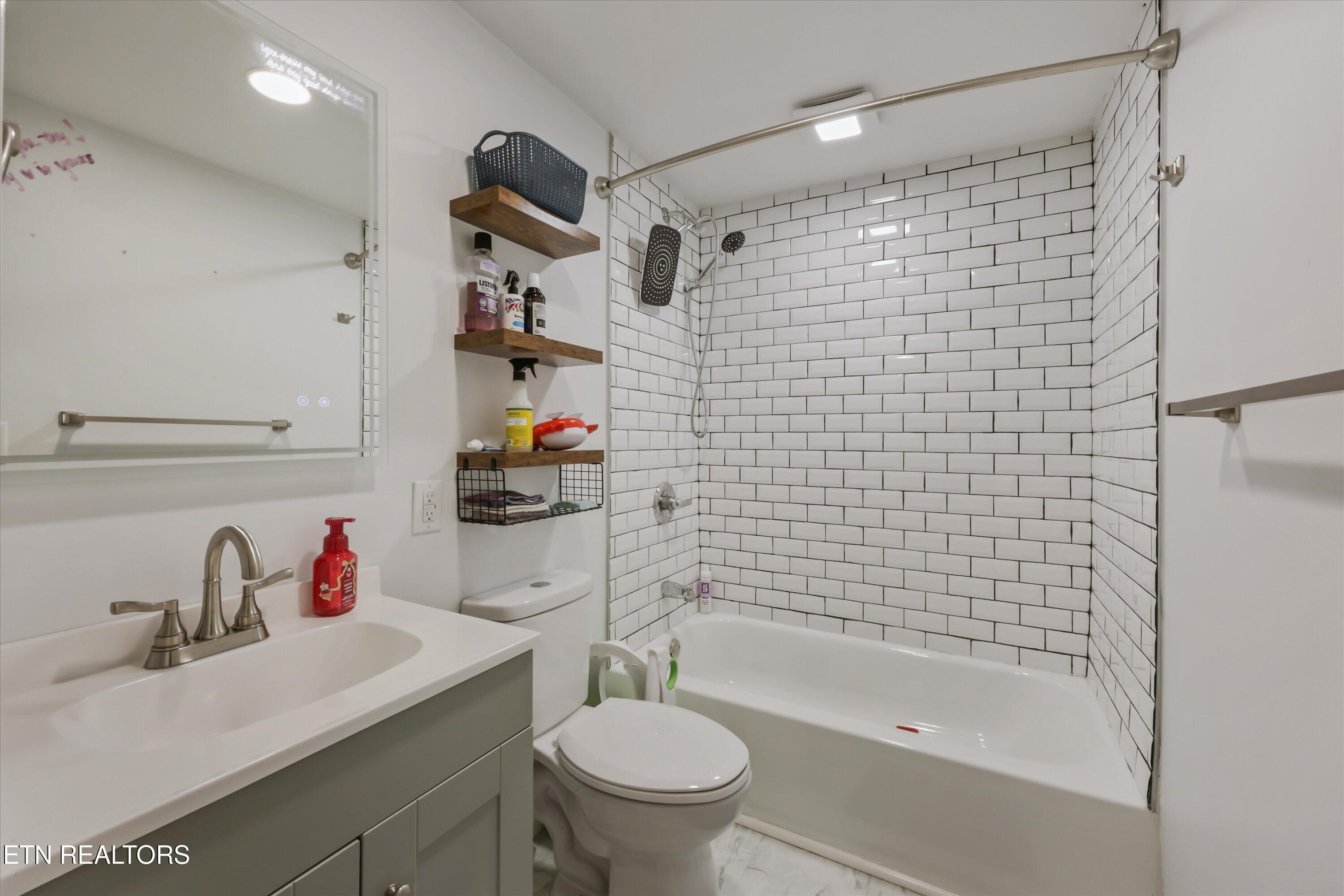 1306 Montvale Station Rd