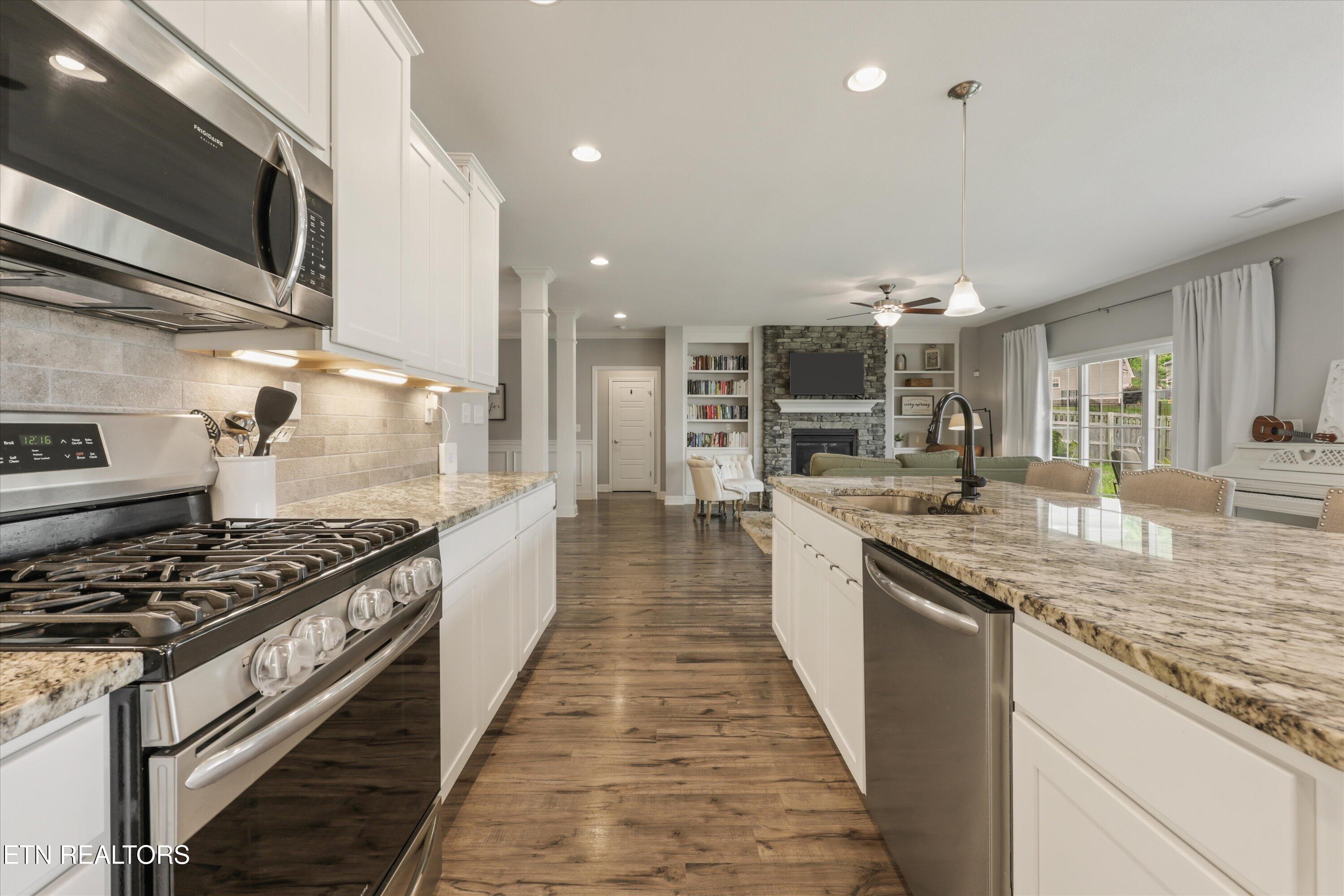 625 Branchwood Lane