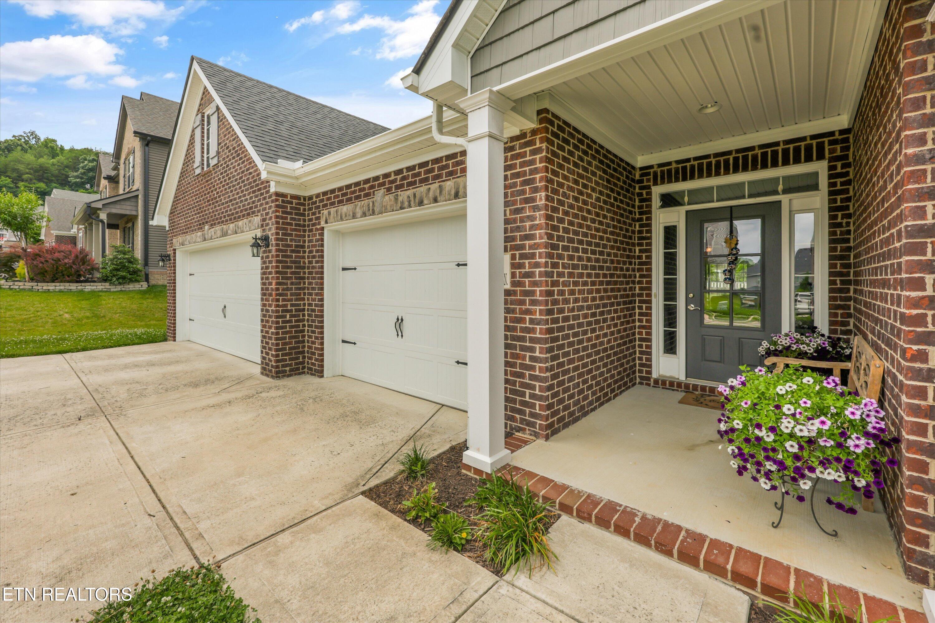 625 Branchwood Lane
