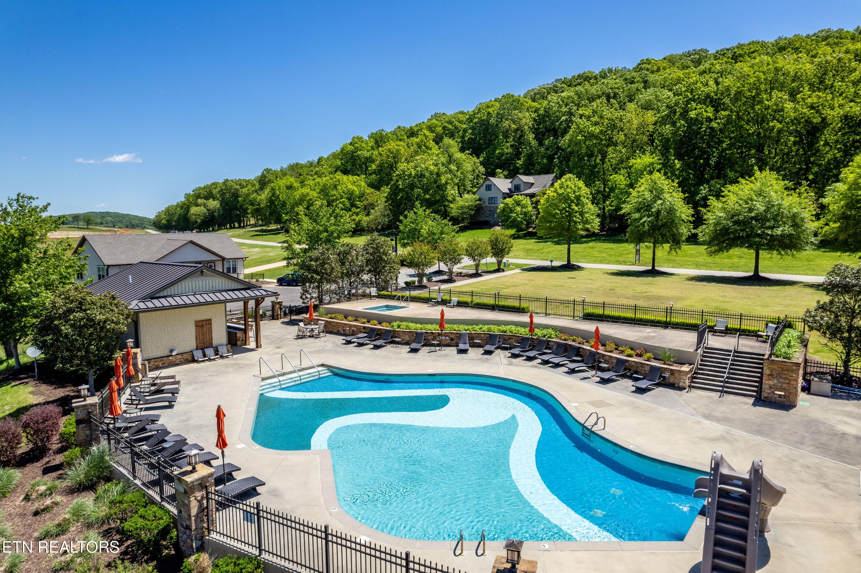 1462 Black Bear Circle