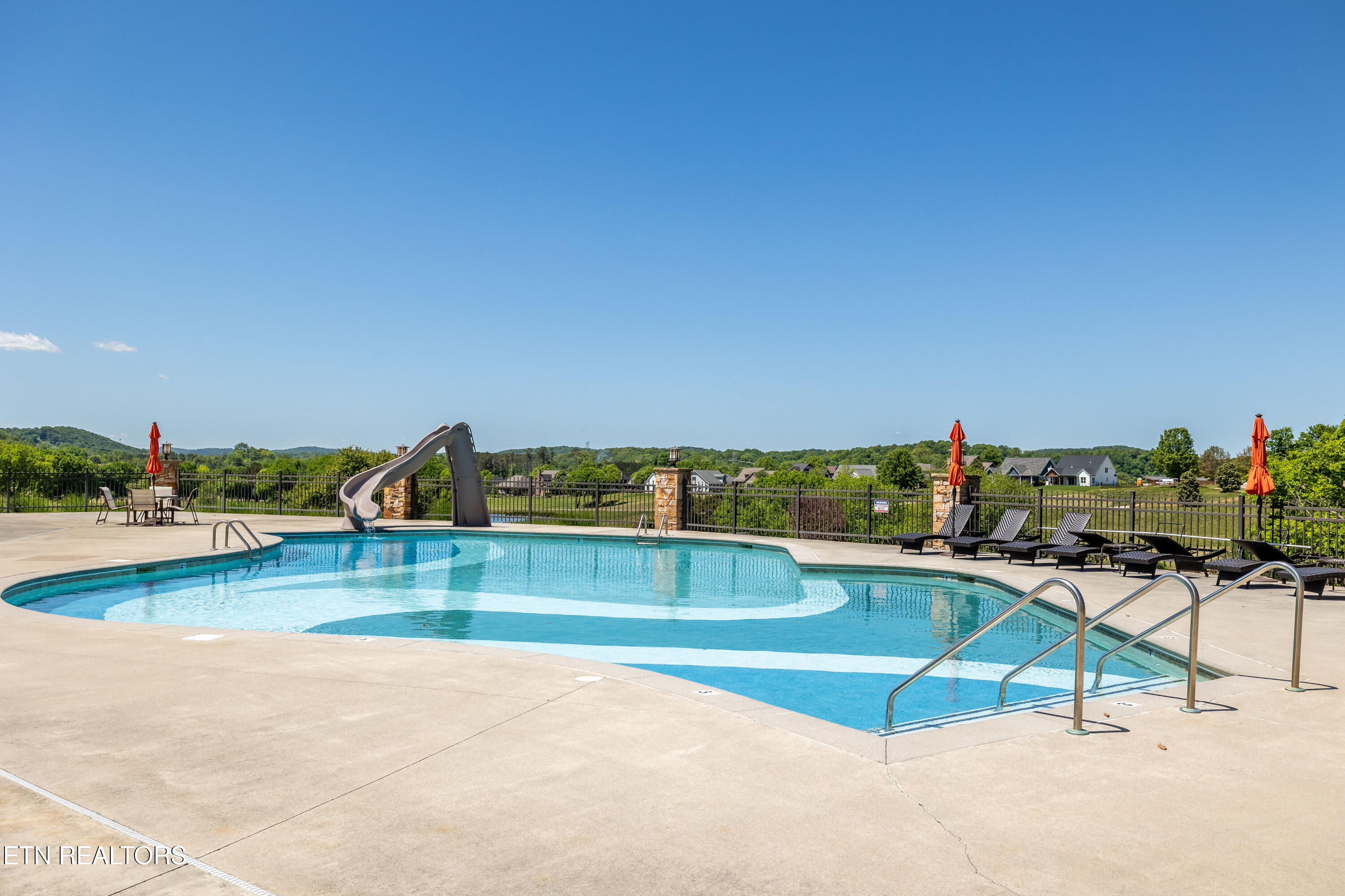 1462 Black Bear Circle