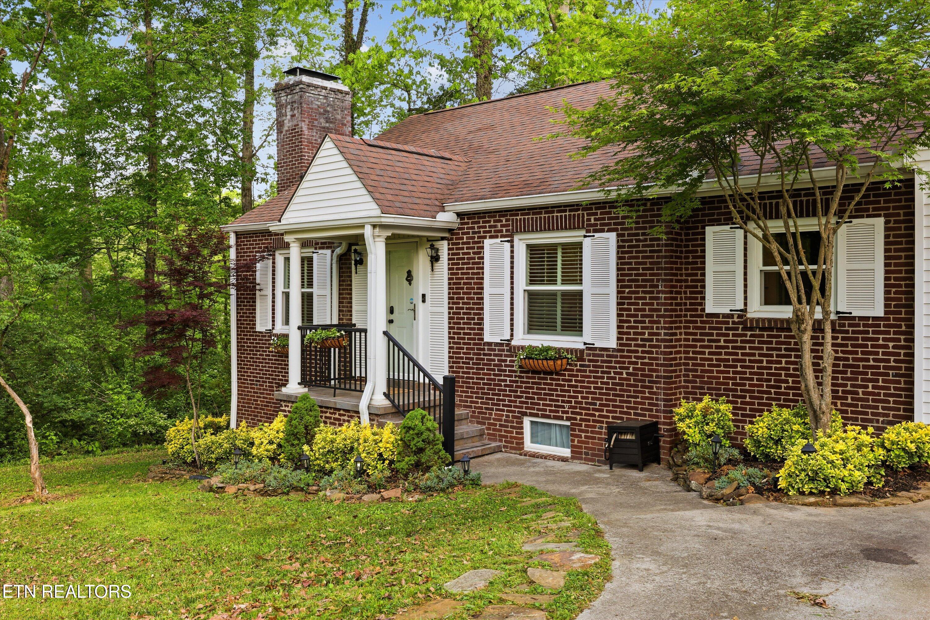 2013 Woodson Drive
