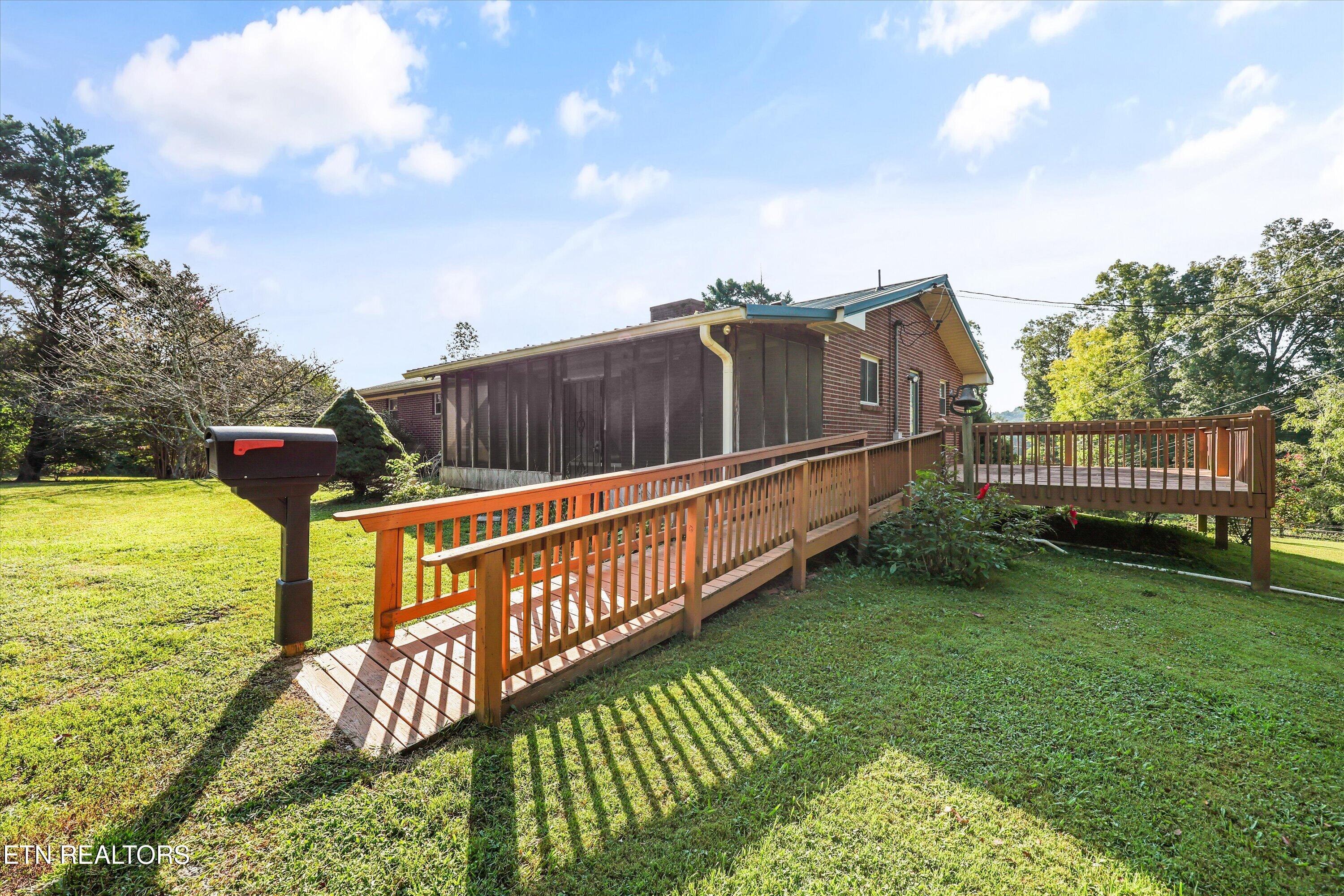 985 Lane Drive