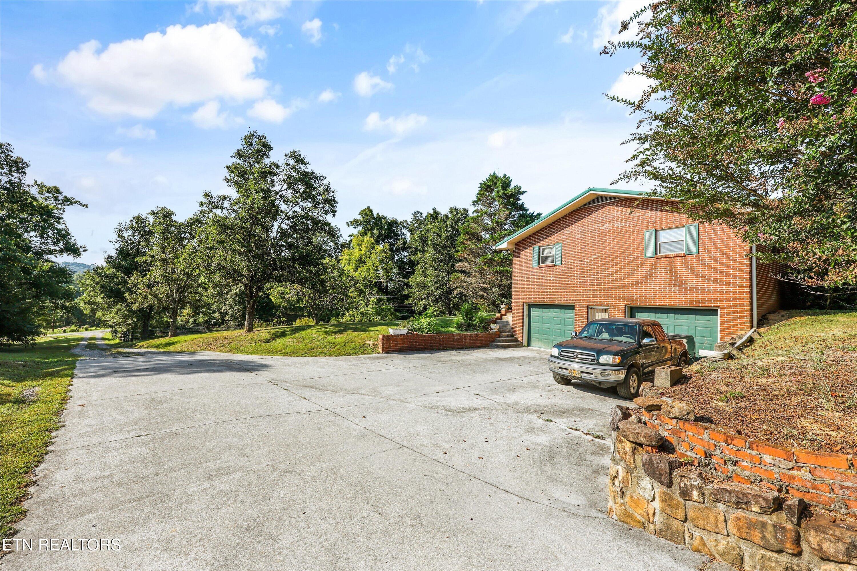 985 Lane Drive
