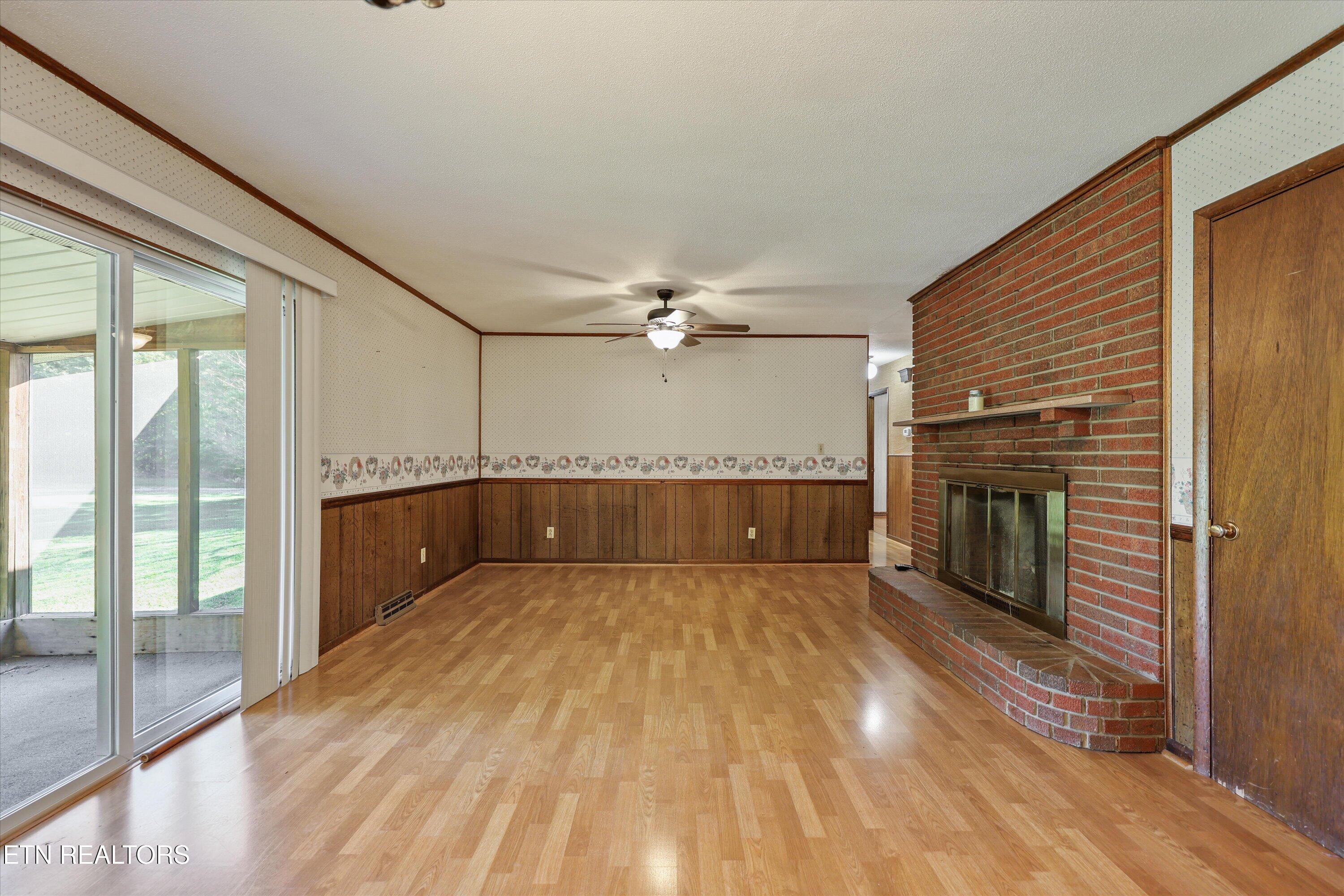 985 Lane Drive