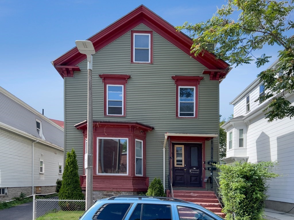 25 Laurel Street Unit: 2