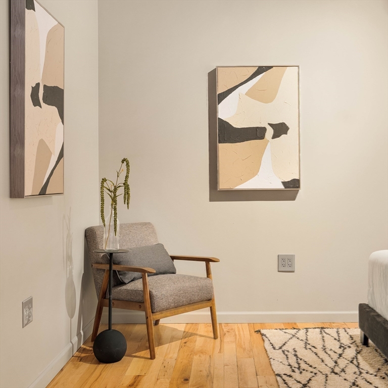 21 Wormwood St # 209