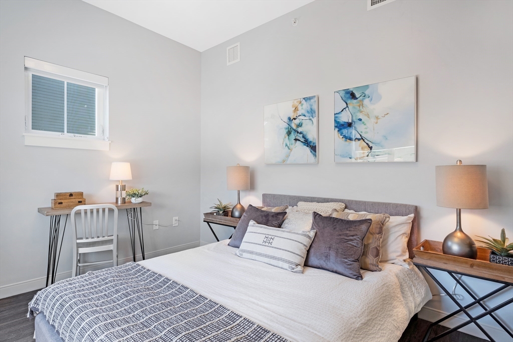 11 Goldfinch Court # 11