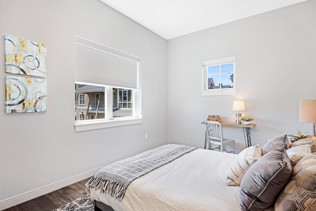 11 Goldfinch Court # 11
