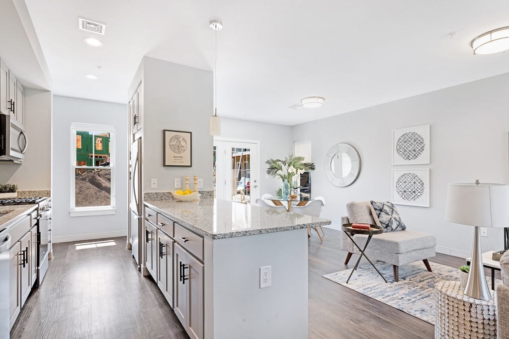 11 Goldfinch Court # 11