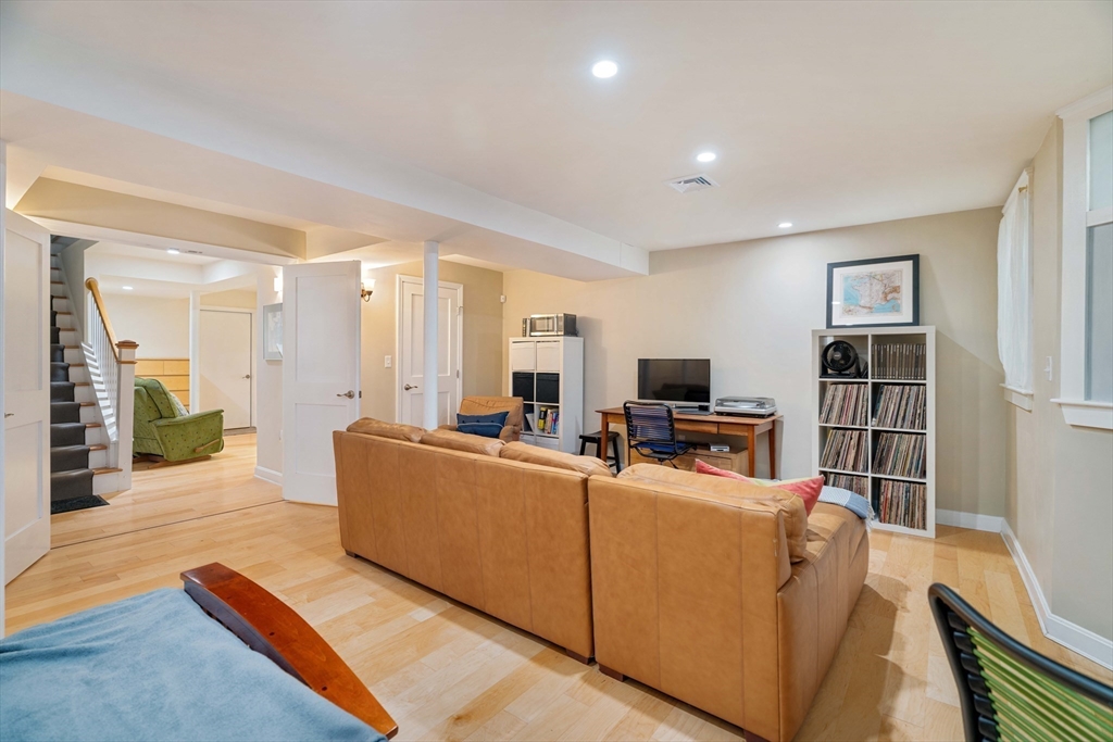 173 Thorndike Street # 173