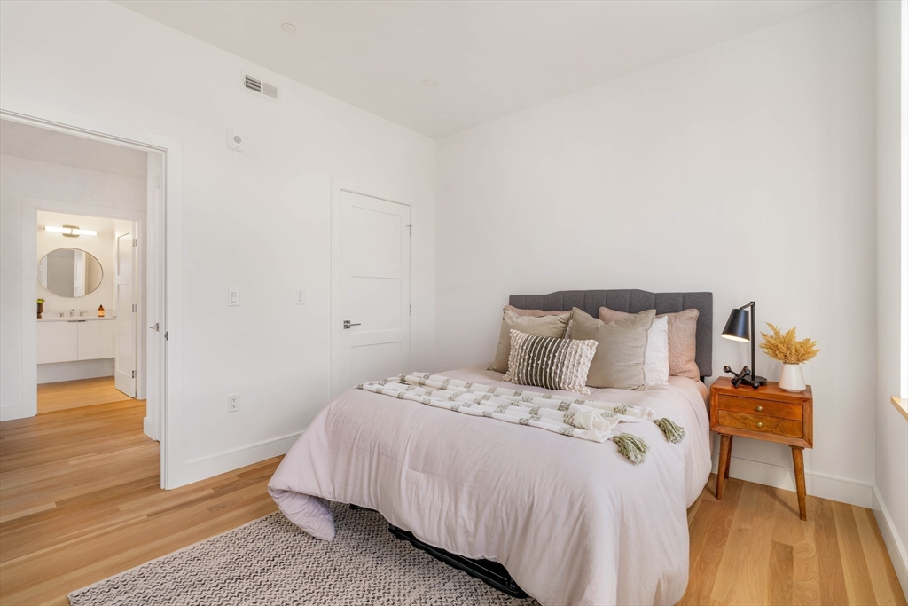 28 South Street # 205