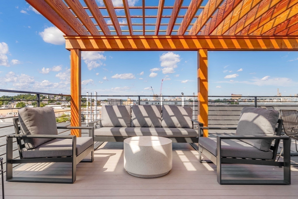 28 South Street # 205