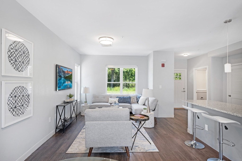 17 Goldfinch Court # 17
