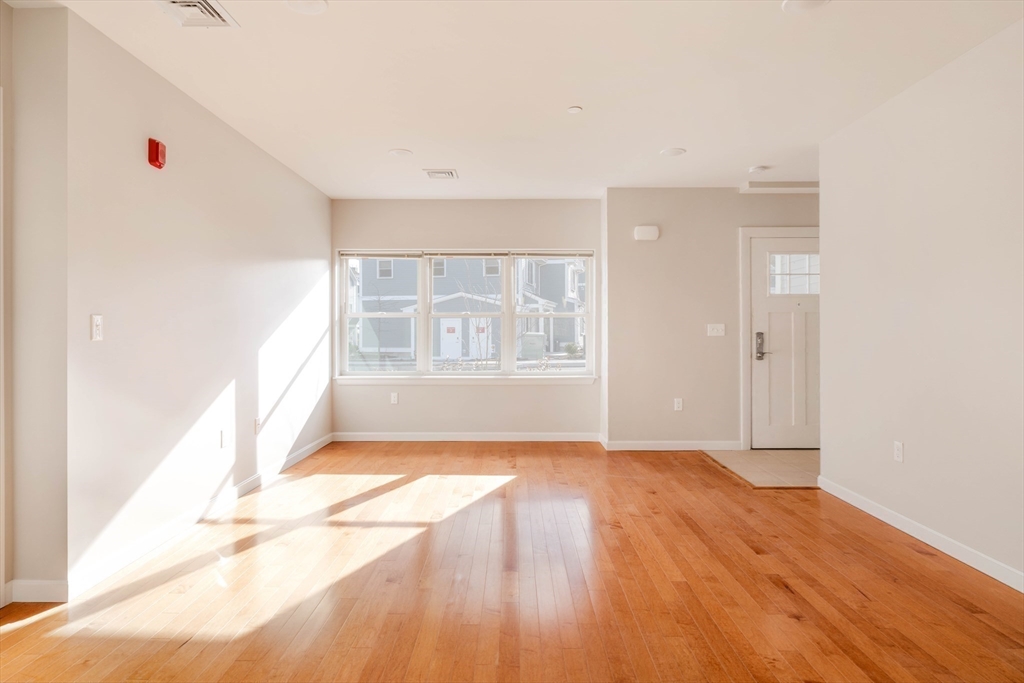 41 Goldfinch Court # 41