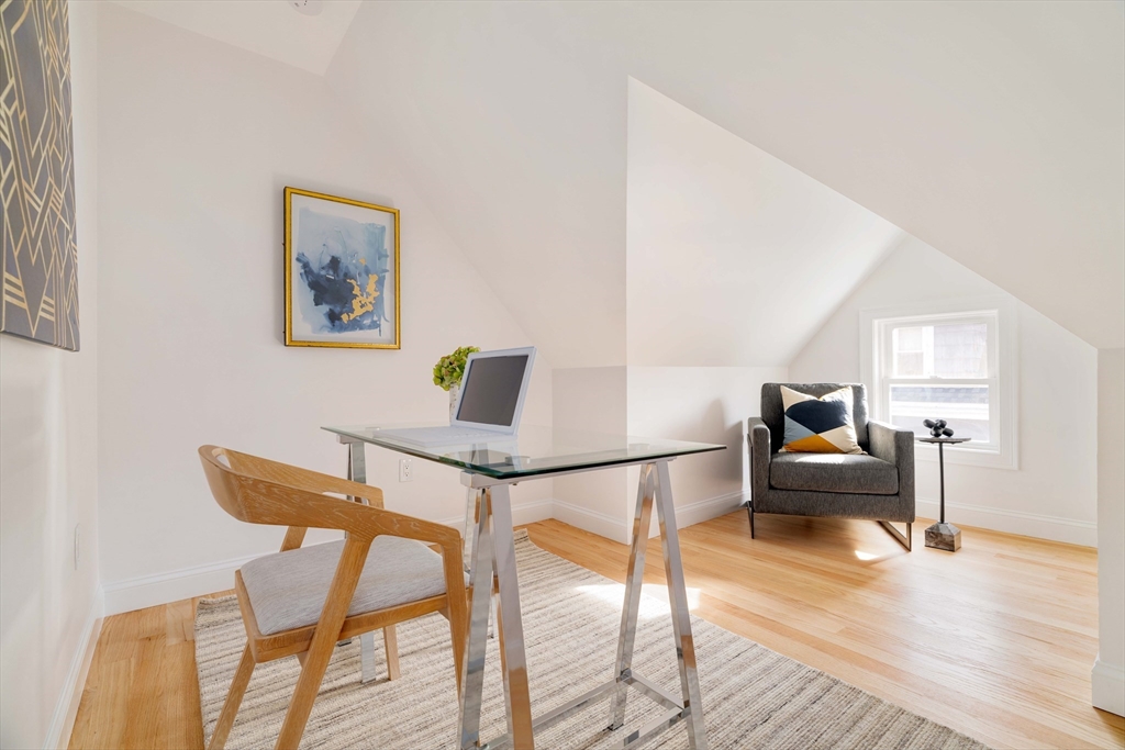 15 Ardent St # 2