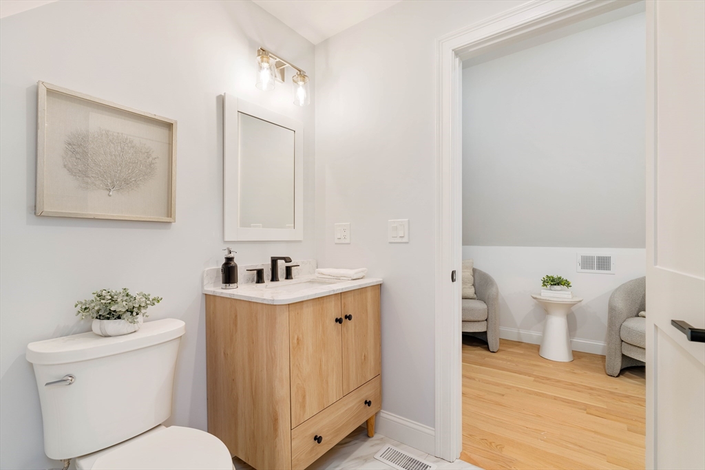 15 Ardent St # 2