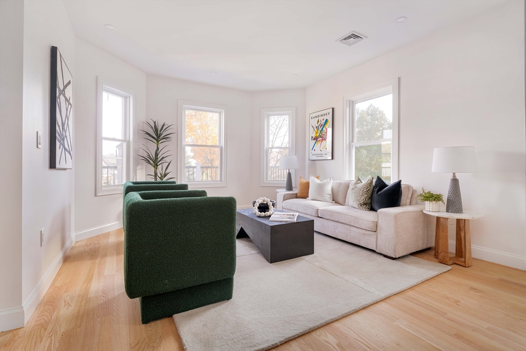 15 Ardent St # 2