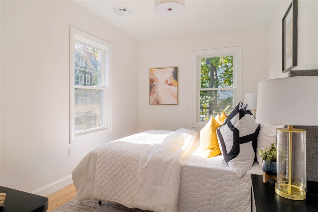 15 Ardent St # 2