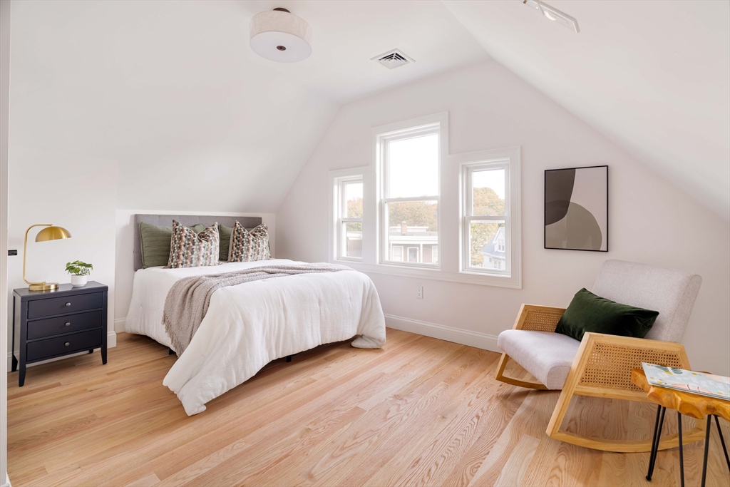 15 Ardent St # 2