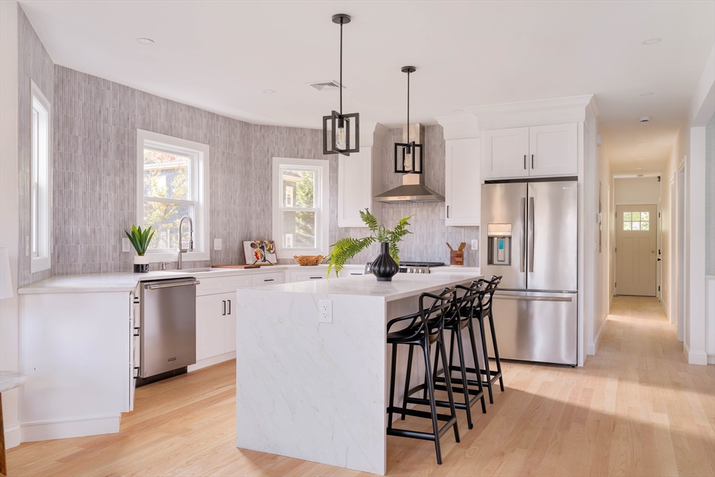 15 Ardent St # 2