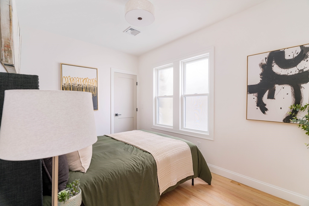 15 Ardent St # 2