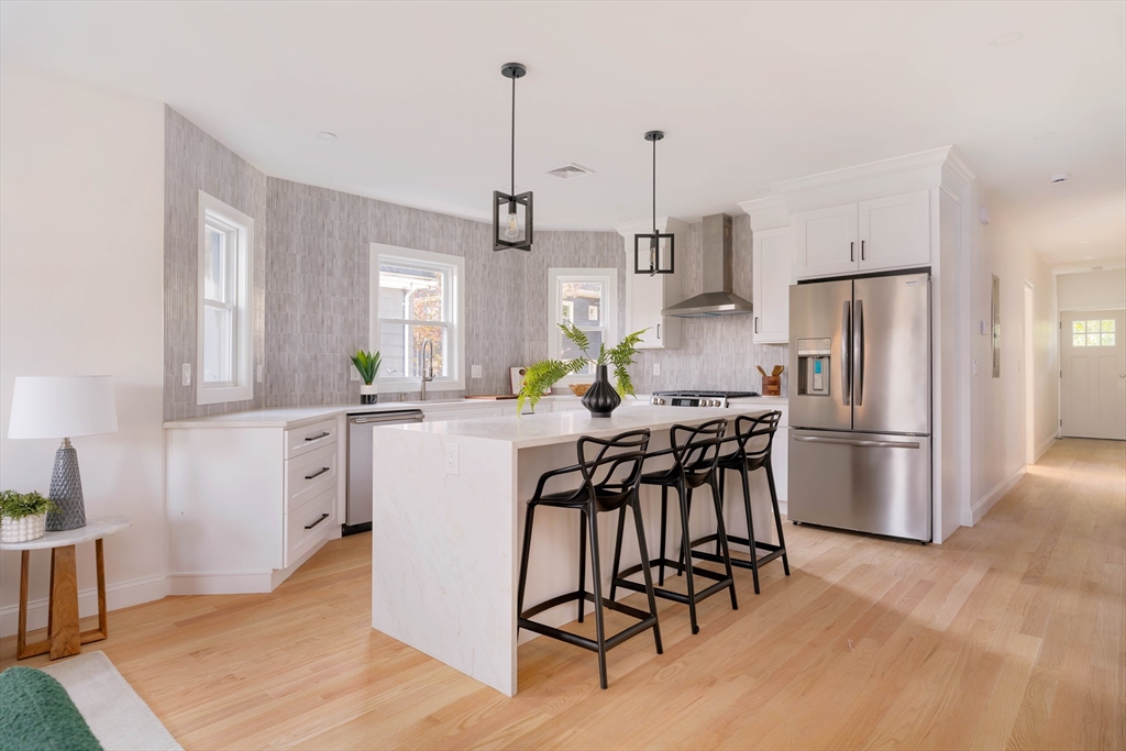 15 Ardent St # 1