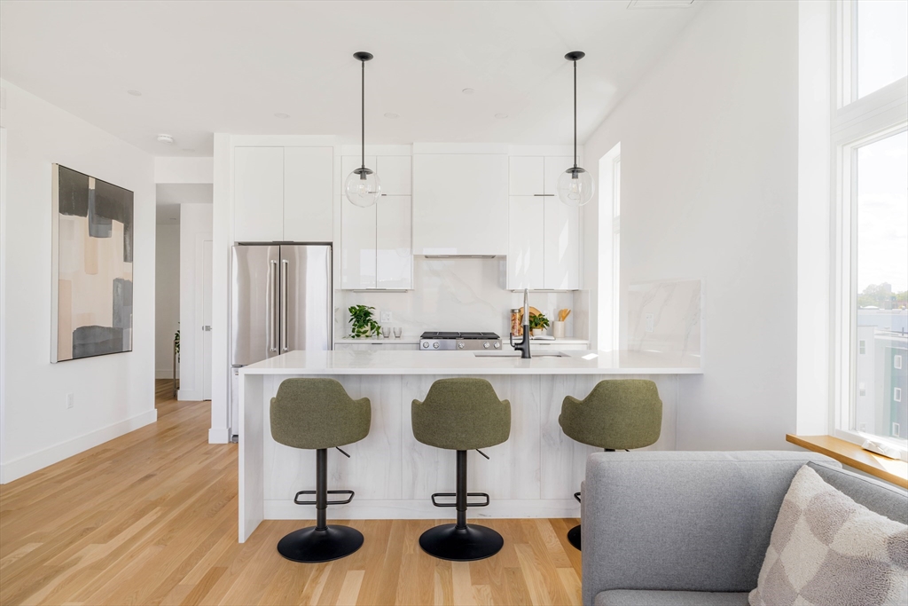 28 South Street # 201
