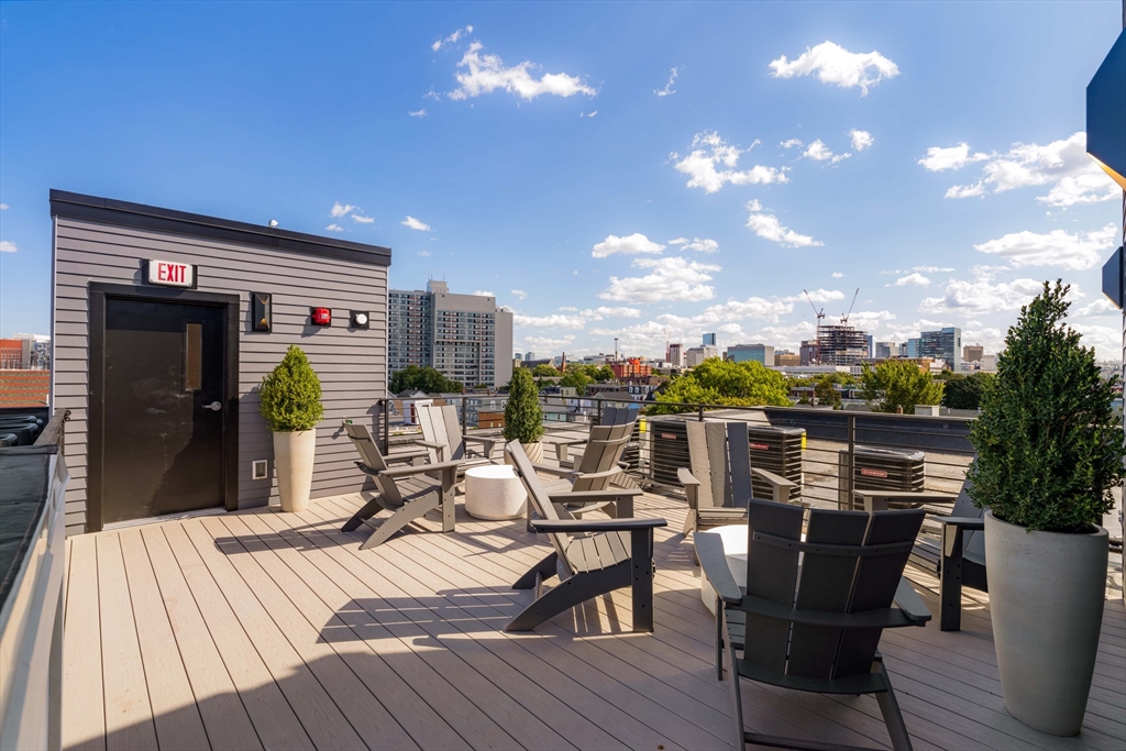 28 South Street # 201