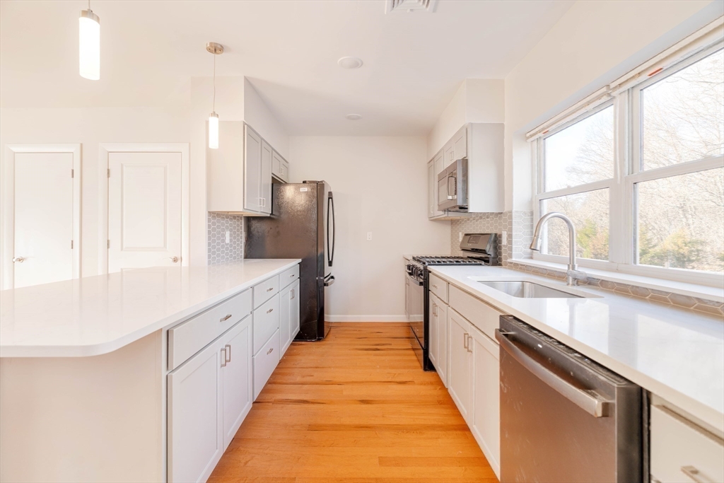 12 Finch Street # 12