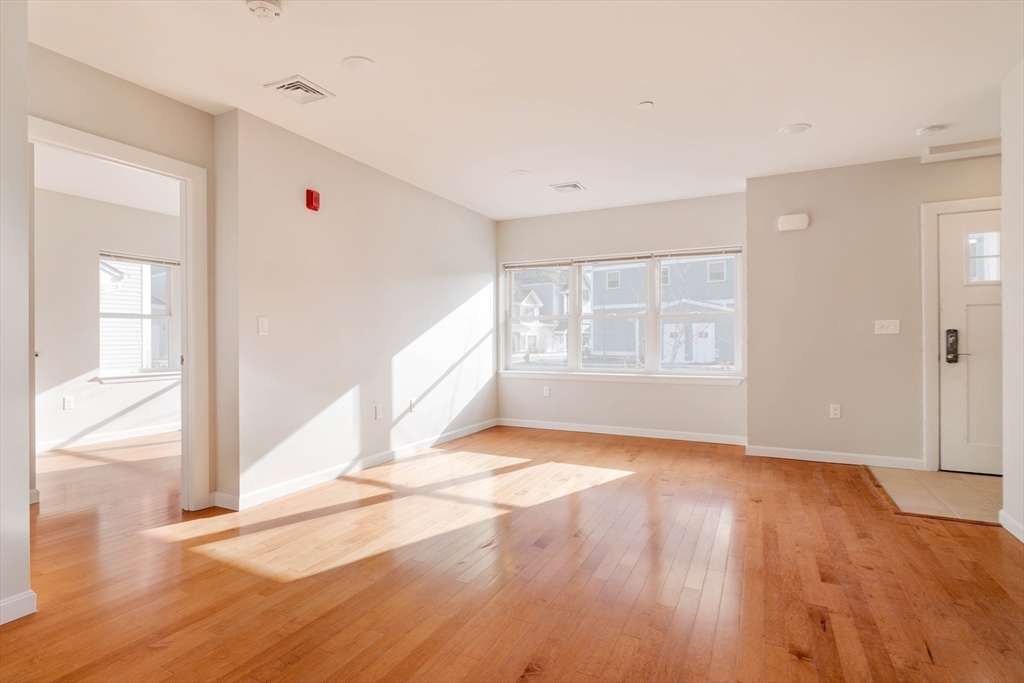 12 Finch Street # 12