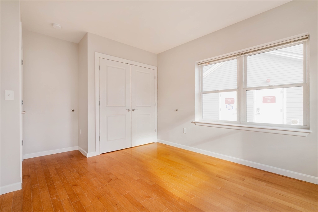 12 Finch Street # 12